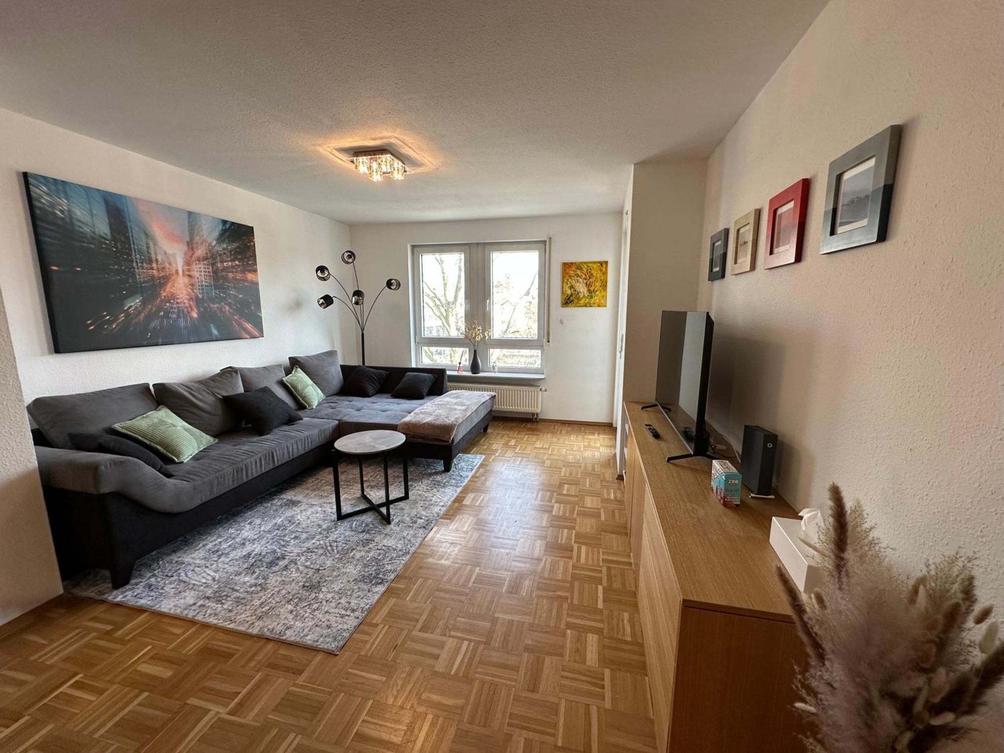 Apartment Am Neckar Mit Tiefgarage